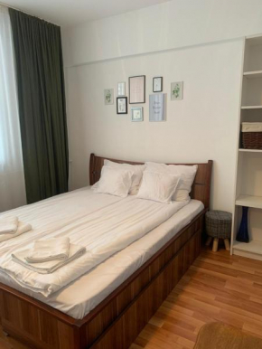 Apartament - Sonia si Tania